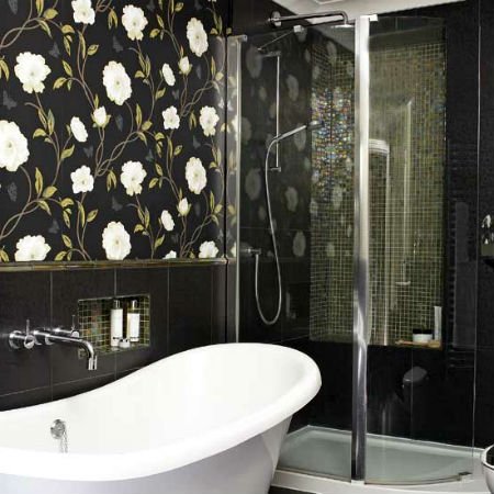 Шпалери в ванну кімнату, їх види та правила підбору