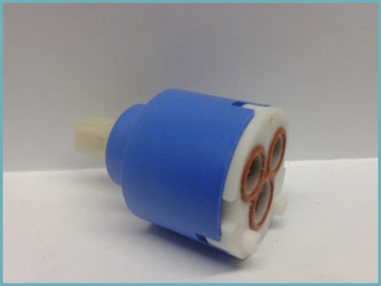 Змішувач Vidima для ванної та кухні