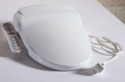 Біде у вигляді приставок, кришок і насадок для унітазу. Особливості моделей, монтаж, відгуки