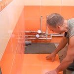 Укладання кахлю у ванній своїми руками