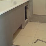 Кріплення ванни до стіни і підлоги: як правильно закріпити Кріплення ванни до стіни і підлоги: як правильно закріпити