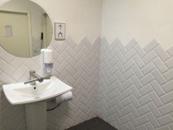 Модні варіанти укладання плитки у ванній кімнаті з фото дизайну та схемами Модні варіанти укладання плитки у ванній кімнаті з фото дизайну та схемами