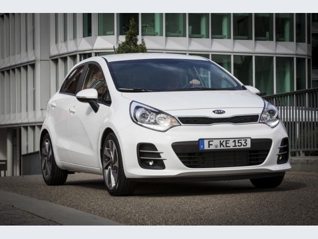 Вибираємо найкращий автомобіль до 600000 рублів