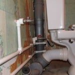 Заміна труб у ванній і туалеті: як поміняти своїми руками