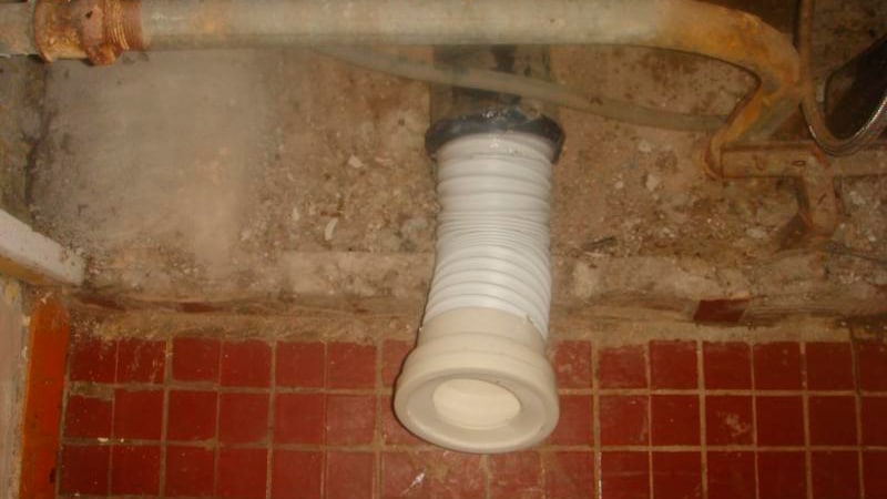 Гофра для унітазу: як вибрати і встановити