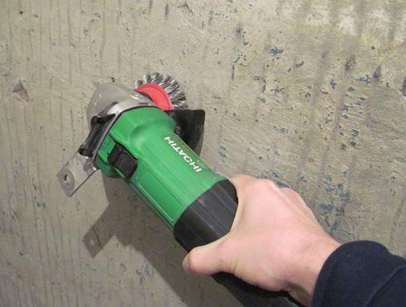 Як клеїти плитку у ванній своїми руками