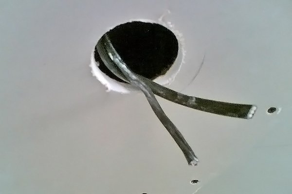 Точкові світильники для ванної: різновиди та особливості монтажу Точкові світильники для ванної: різновиди та особливості монтажу