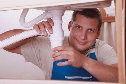 Як самостійно усунути засмічення в раковині (мийці або трубі) на кухні Як самостійно усунути засмічення в раковині (мийці або трубі) на кухні