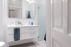 Скандинавський стиль: нордичний характер в інтерєрі ванної кімнати Скандинавський стиль: нордичний характер в інтерєрі ванної кімнати