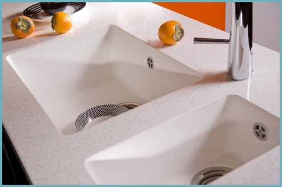 Підбираємо керамічну мийку для кухні