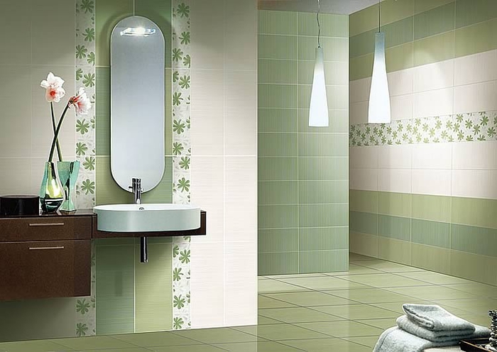 Настінна плитка у ванну кімнату, які є види і як вибрати