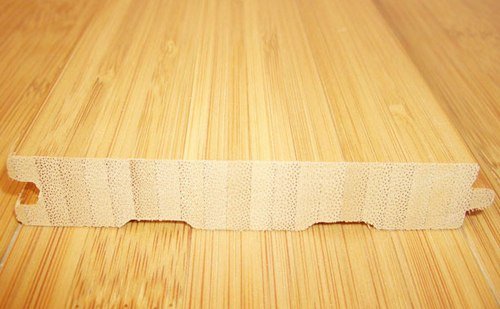 Що покласти на деревяну підлогу у ванній, яке покриття краще