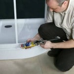 Герметизація душової кабіни своїми руками: відео інструкція