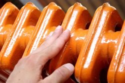 Фарба для батарей опалення без запаху: як і з чого вибирати? Фарба для батарей опалення без запаху: як і з чого вибирати?