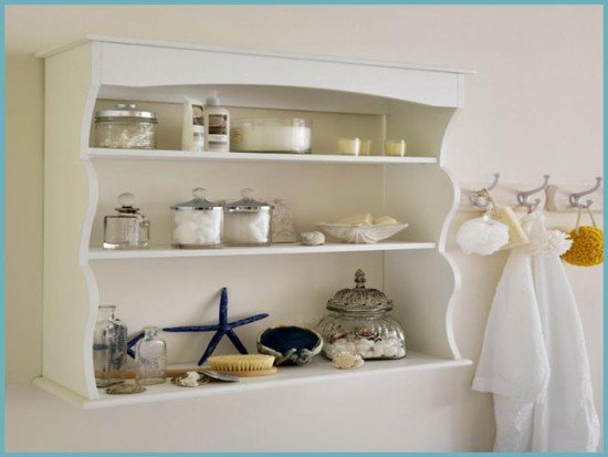 Оцінюємо різноманіття полиць для ванної кімнати: види та матеріали виробів