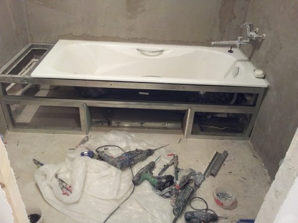 Екран під ванну з плитки — види і монтаж (відео, фото)