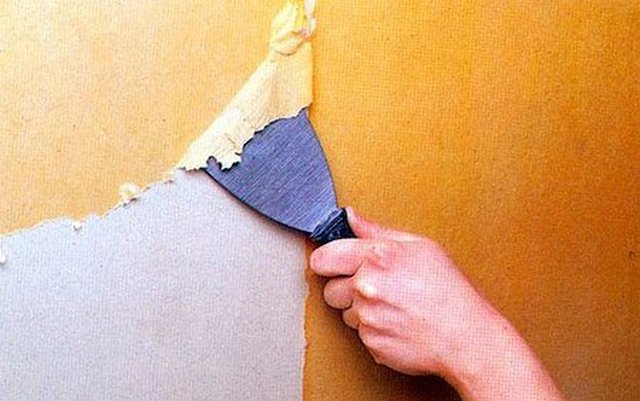 Як клеїти плитку у ванній своїми руками