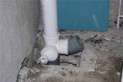 Монтаж каналізаційного стояка у квартирі: особливості виконання роботи своїми руками