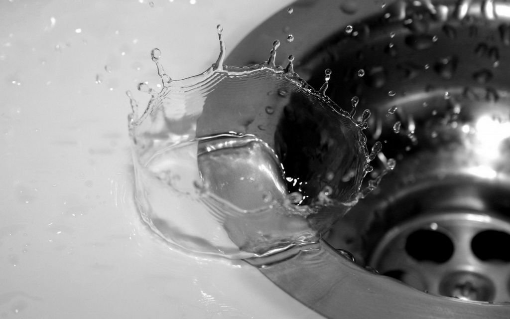 Запах каналізації у ванній: причини і їх усунення Запах каналізації у ванній: причини і їх усунення