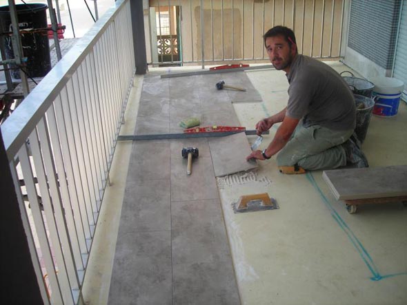 Морозостійкий Клей для керамограніту, для зовнішніх робіт Морозостійкий Клей для керамограніту, для зовнішніх робіт