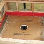 Санвузол у деревяному будинку: як зробити душову кабіну