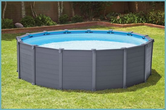 Який басейн вибрати: порівнюємо каркасні і надувні моделі