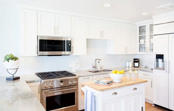 Мийка поруч з плитою: можна чи ні? Мийка поруч з плитою: можна чи ні?