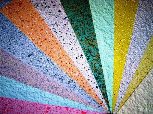 Рідкі шпалери для ванної кімнати — чи можна використовувати і як вибрати (фото, відео)