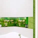 Панно з плитки для ванної кімнати: фото інтерєру
