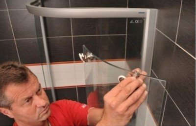Установка душової кабіни самостійно: як правильно зібрати своїми руками?