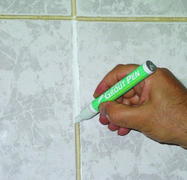 Покрокова інструкція як оновити шви між плиткою у ванній