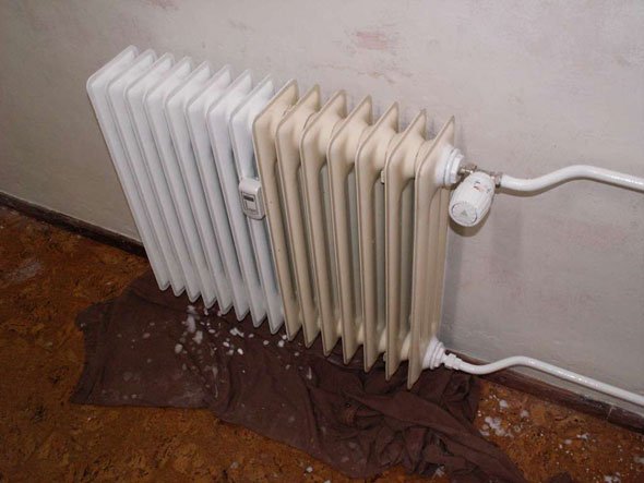 Фарба для батарей опалення без запаху: як і з чого вибирати? Фарба для батарей опалення без запаху: як і з чого вибирати?