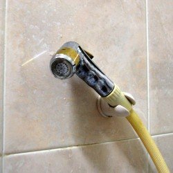 Вибираємо змішувач для раковини з гігієнічної лійкою (душем) Вибираємо змішувач для раковини з гігієнічної лійкою (душем)