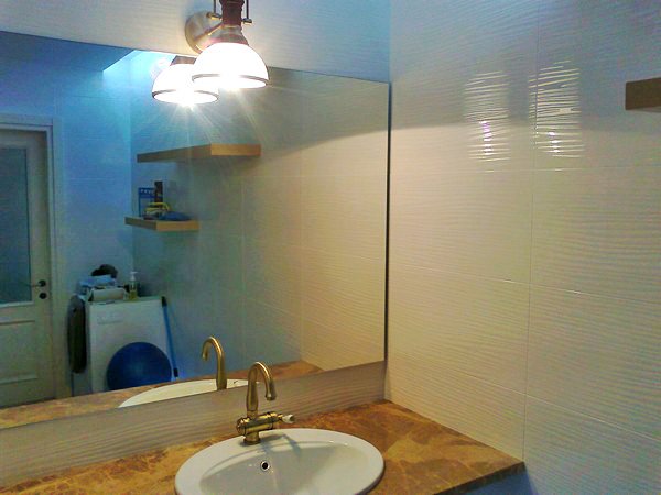 Дзеркало з підсвічуванням для ванної: як вибрати і як виготовити самостійно