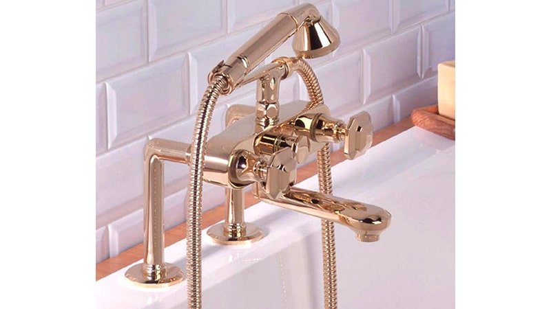 Висота змішувача над ванною: установка своїми руками