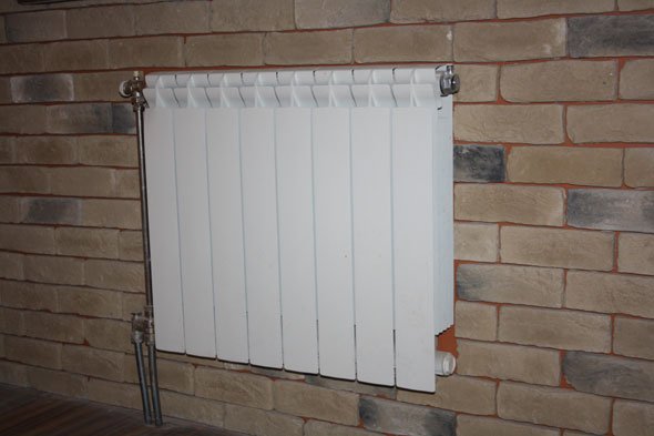 Біметалічні радіатори: вибір виробів, популярні виробники, особливості радіаторів, відгуки Біметалічні радіатори: вибір виробів, популярні виробники, особливості радіаторів, відгуки