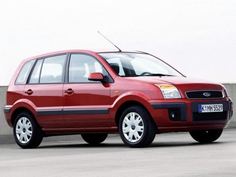 Топ 10 кращих автомобілів до 300 тисяч рублів