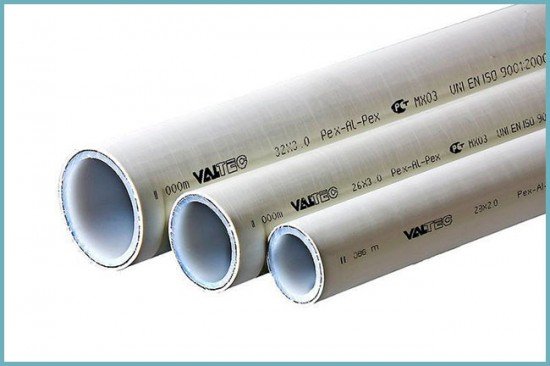 Металопластикові труби для опалення та водопостачання: на які технічні характеристики варто звернути увагу?