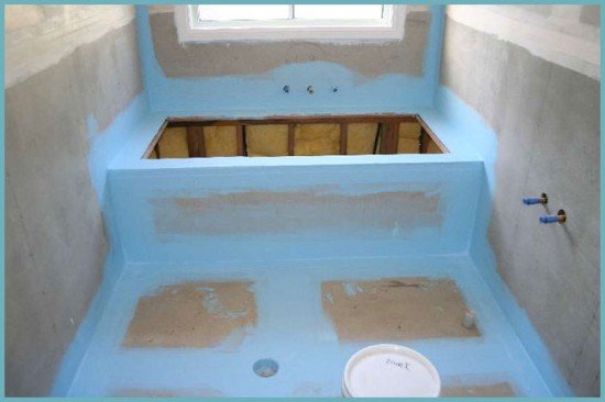 Робимо гідроізоляцію ванної кімнати: що краще використовувати під плитку