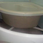 Санвузол у деревяному будинку: як зробити душову кабіну