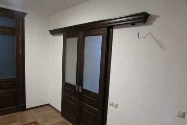 Металопластикові двері для ванної — види і установка (фото, відео)