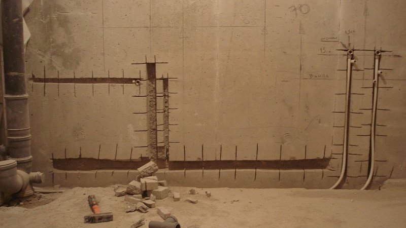 Як заховати труби у ванній під плитку своїми руками