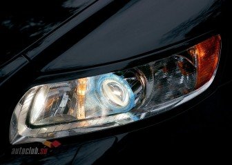 У чому принципова відмінність ксенону від біксенону: диференційні ознаки