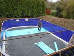 Плівка для басейну: правильний вибір і установка Плівка для басейну: правильний вибір і установка