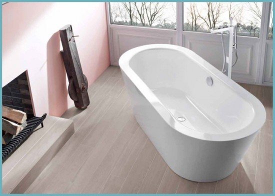 Як і чим очистити ванну, щоб зберегти її красу і глянець