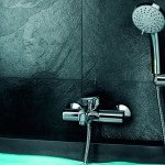 Змішувачі для ванни з душем: як правильно вибрати