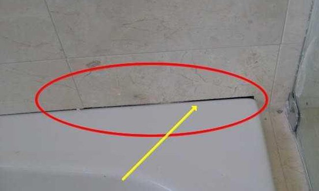 Як робиться герметизація ванни зі стіною