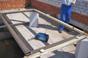 Гаражні ворота своїми руками