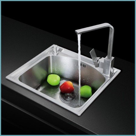 Підбираємо мийку для кухні маленького розміру