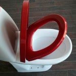 Кришки для унітазів з мікроліфтом: вибір і установка Кришки для унітазів з мікроліфтом: вибір і установка